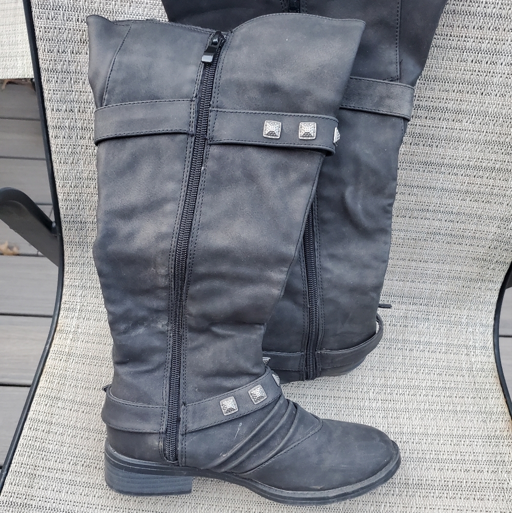 Knee High Studded Zip up Boots